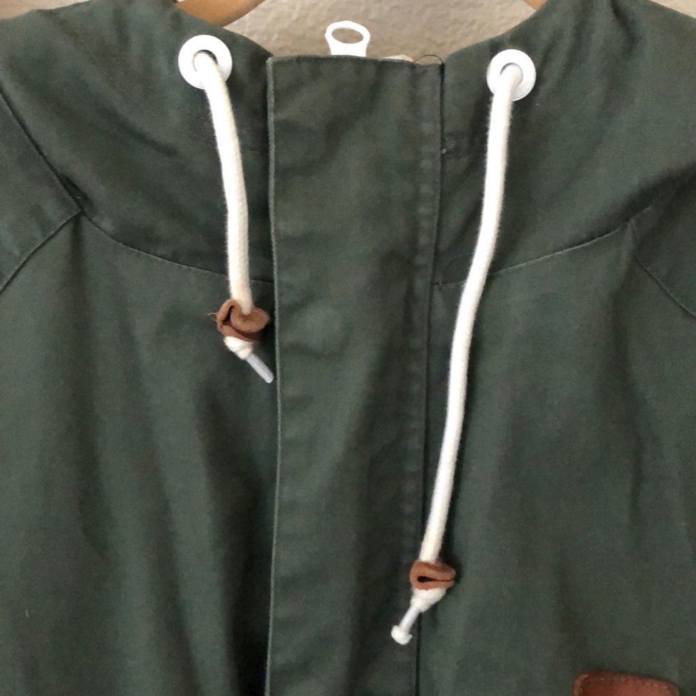 Jacket - Picture 3 of 6